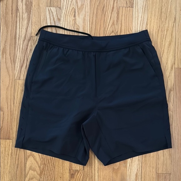 Ten Thousand sz XL lined black Men's Shorts pockets, elastic and tie waist VGUC - Picture 1 of 6